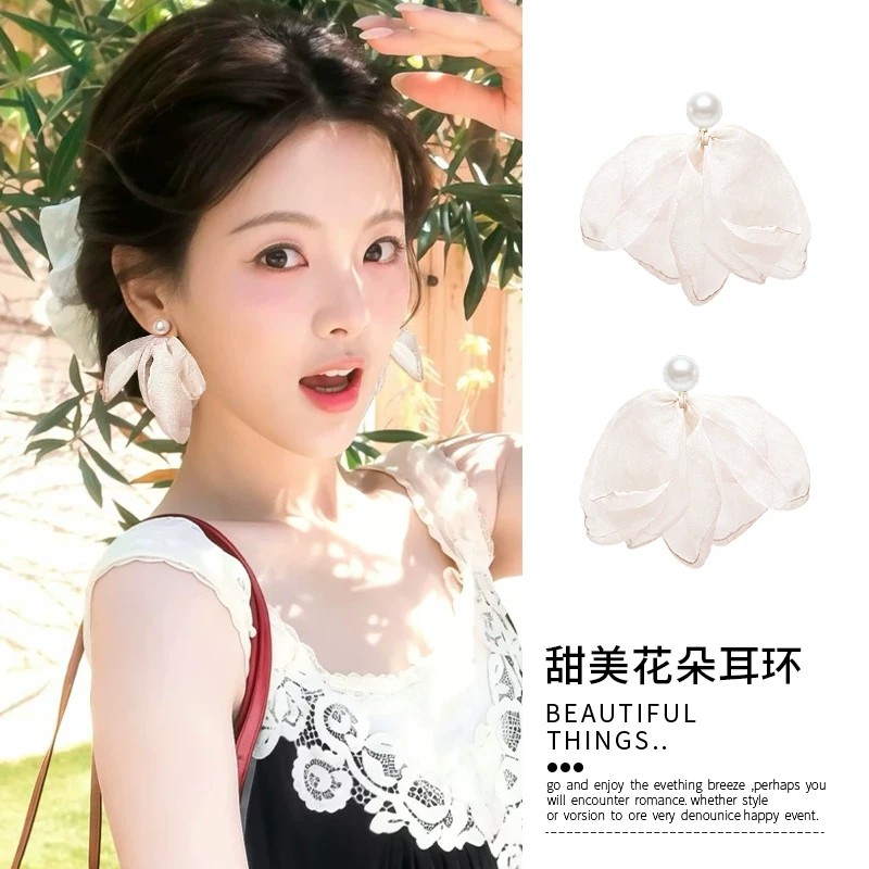 甜美花朵珍珠款耳夹女图片