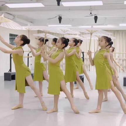 舞蹈服人间烟火绿色旗袍儿童人间烟火古典舞入画碧落古典芭蕾旗袍
