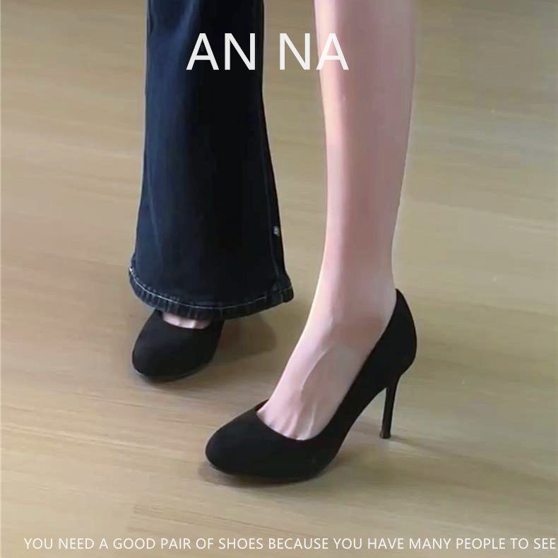 黑色小高跟鞋女2025新款秋千金风圆头细跟绒面绝美气质不累脚单鞋