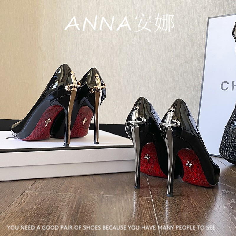 【安娜ANNA】金属权杖高跟鞋女细跟印花红底尖头御姐黑色漆皮单鞋