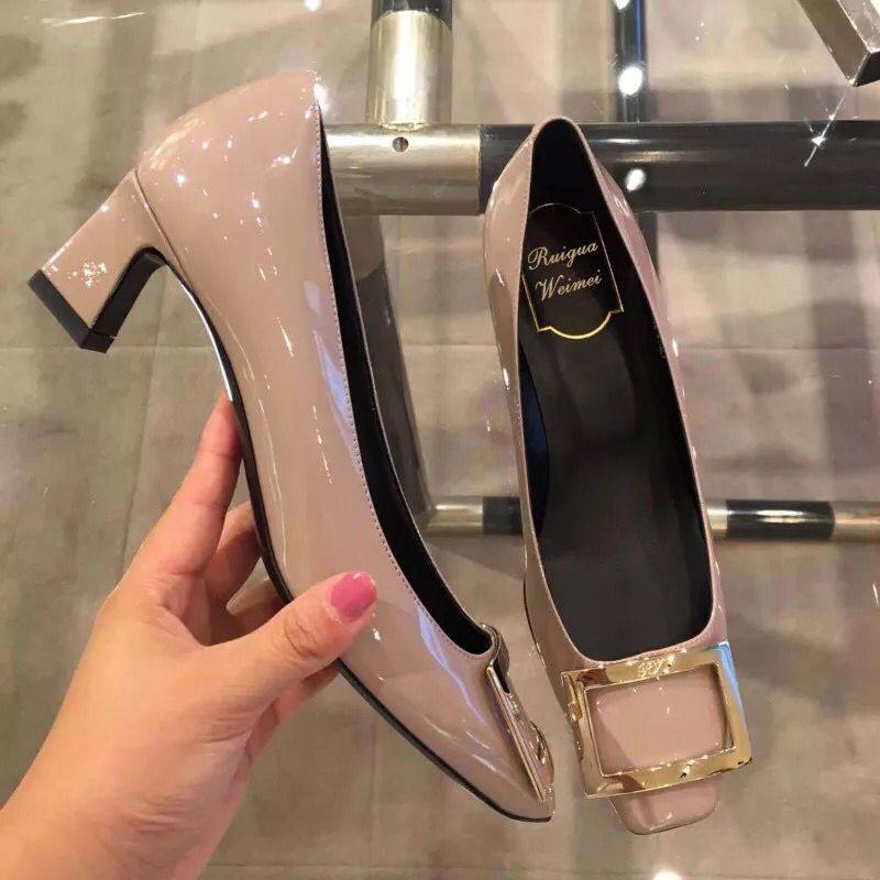 2025春秋网红新款方头粗跟单鞋女通勤中跟方扣漆皮婚鞋裸色高跟鞋,女鞋,浅口单鞋,淘宝优惠券,粉丝福利购,淘宝优惠卷