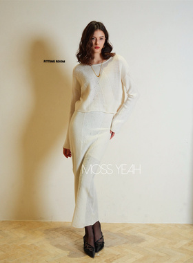 Moss烨 现货〓绒+〓白色山羊绒 破洞针织拼接毛衣侧开叉半裙套装