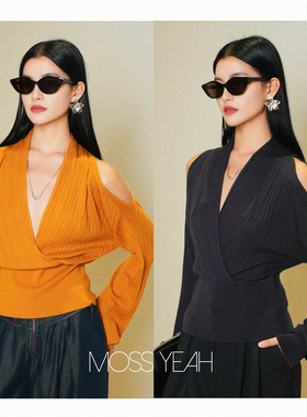 Moss烨 〓设计师〓三色 包裹式V领露肩坑条收腰下摆羊毛针织衫