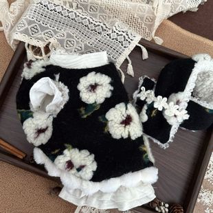 INS韩国秋冬保暖羊羔毛呢花朵马甲外套狗狗毛衣 网红宠物衣服开衫