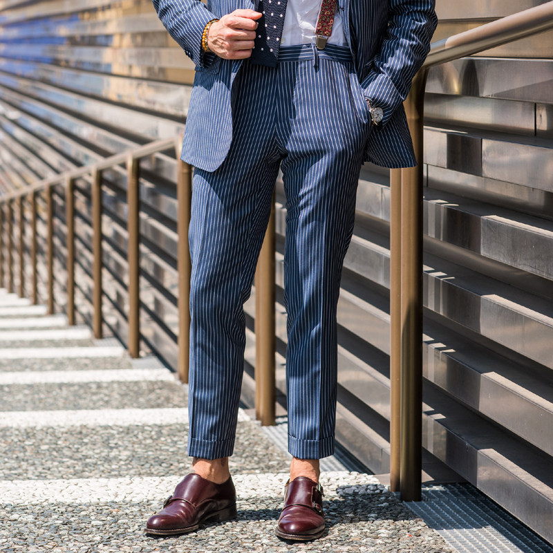 SPRING SUMMER MENS DARK BLUE PINSTRIPE FORMAL SUIT SUIT THIN MENS SINGLE-BREASTED NOTCH LAPELS AMERICAN CASUAL