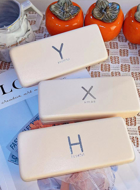 眼镜盒便携女高级感ins日系抗压高颜值奶油色WYL字母好看简约小众