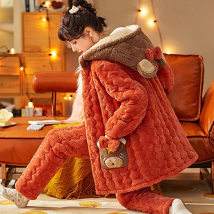 睡衣女冬季三层加厚加绒珊瑚绒夹棉袄卡通连帽保暖法兰绒睡衣套装