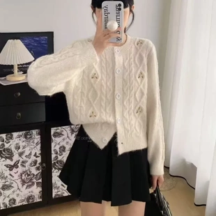 宽松慵懒风软糯甜美毛衣外套韩系复古手工绣花针织开衫 秋冬新款 女