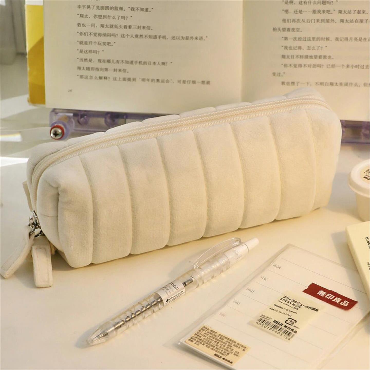 日系ins云朵面包小众柔软抗摔夹层收纳大容量笔袋日系文具袋