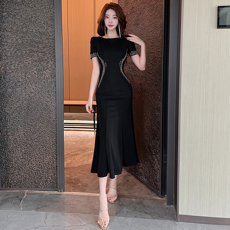 新款高级感名媛气质宴会晚礼服鱼尾长裙高端黑色修身包臀连衣裙女