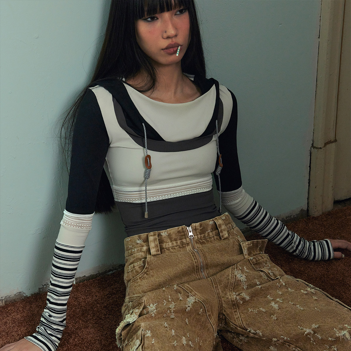 【年终清仓】五折 Boujee原创设计连帽条纹拼接撞色运动打底上衣,女装/女士精品,卫衣/绒衫,淘宝优惠券,粉丝福利购,淘宝优惠卷