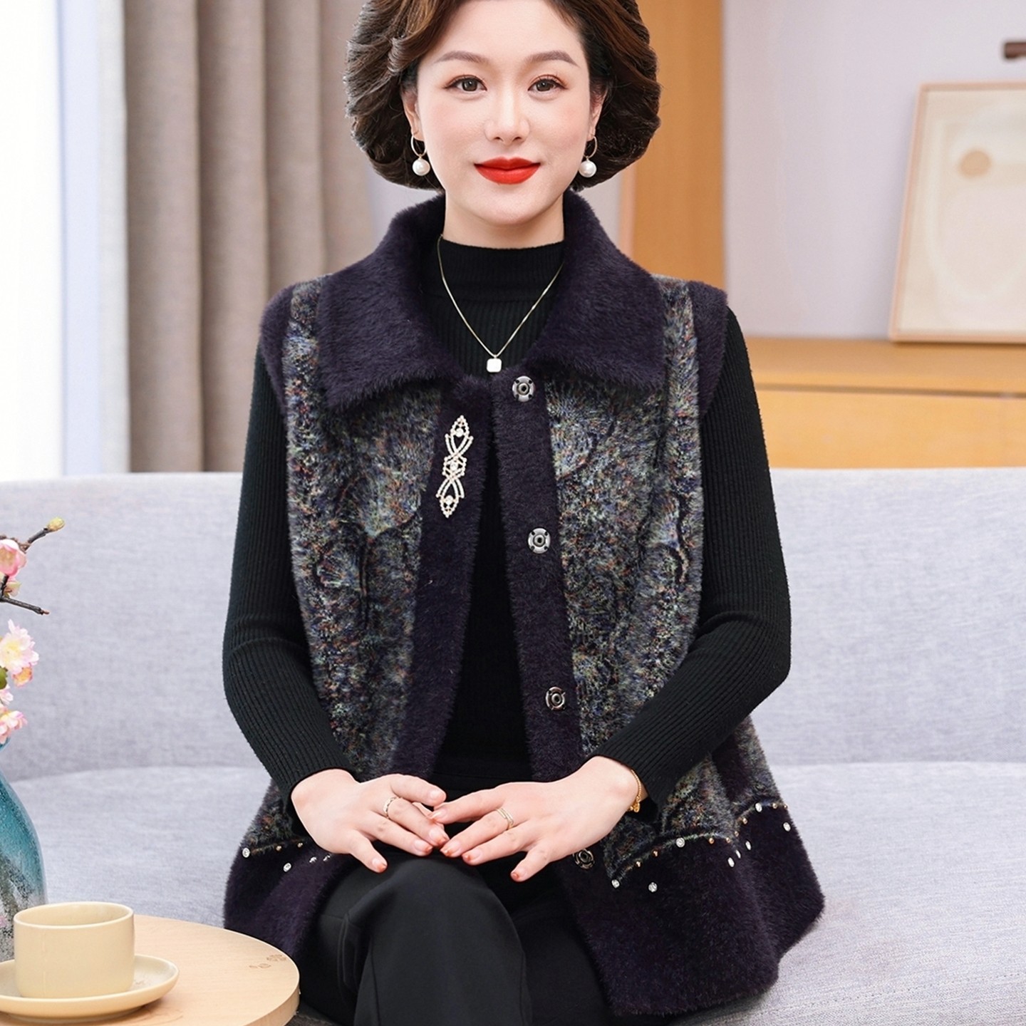 中老年人女加厚马甲外套妈妈装翻领开衫老太太奶奶装秋冬坎肩背心