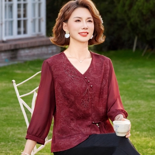 洋气妈妈夏装短袖雪纺衫两件套中老年女宽松透气T恤上衣裤子套装
