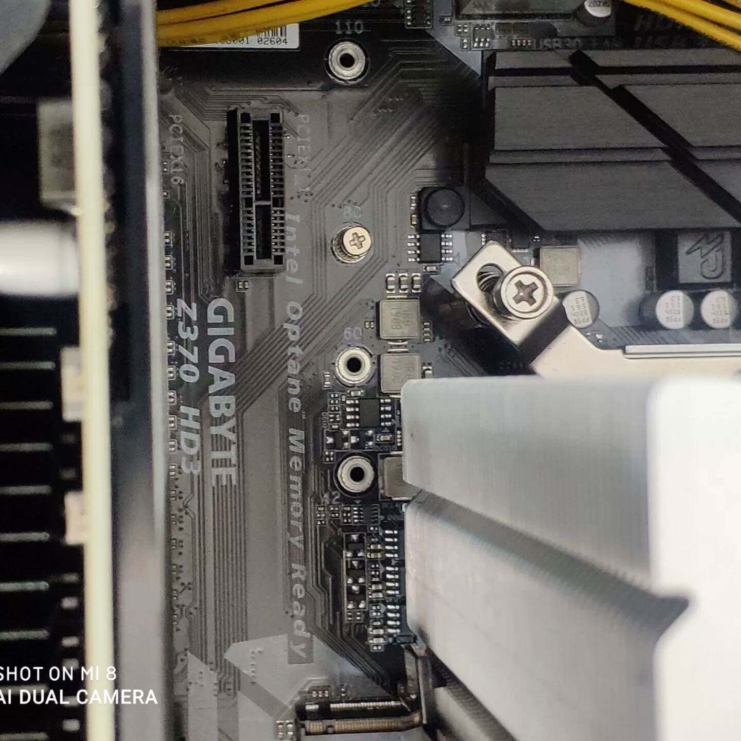 可议价技嘉z370-hd3主板，大板主板，接口齐全，有挡板，实