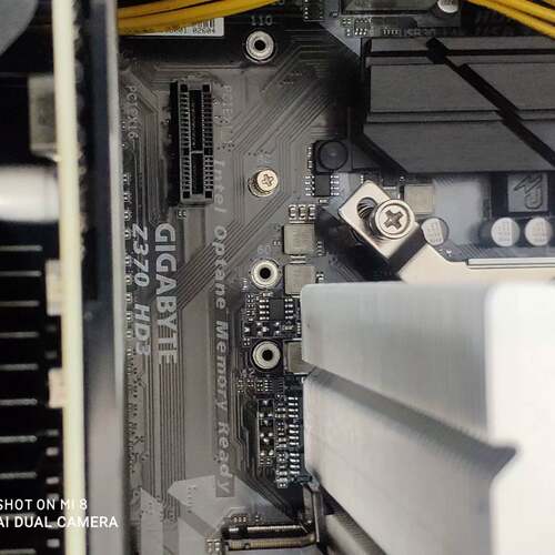 可议价技嘉z370-hd3主板，大板主板，接口齐全，有挡板，实