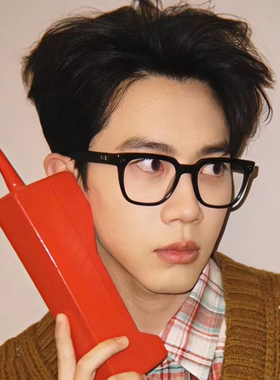 费启鸣同款经典黑框素颜防蓝光眼镜学生大脸可配度数近视眼镜框韩