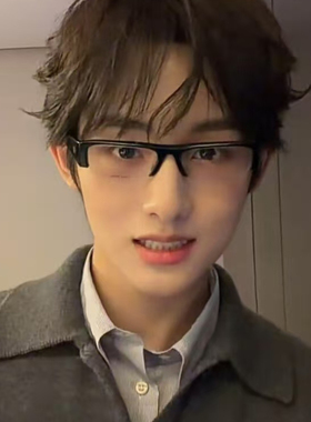 董思成同款繆系复古方形书呆子素颜神器防蓝光眼镜可配度数近视镜