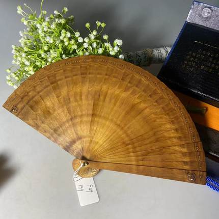 金丝楠木扇子小叶桢楠水波纹工艺扇礼盒木质苏扇摆件7寸工艺扇F49