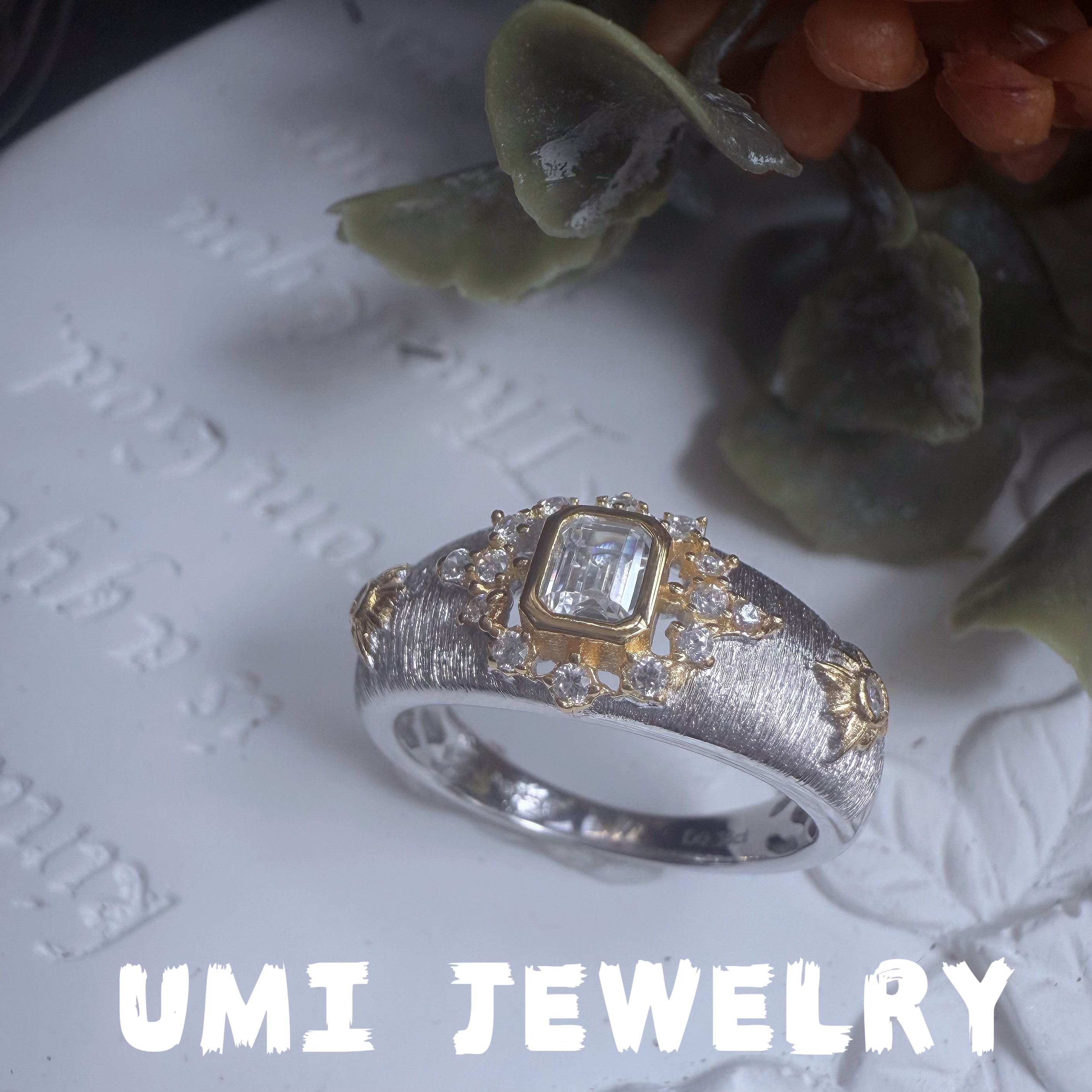 UMI家·轻珠宝/S925银镀k金·布锲拉提复古拉丝方钻芒星戒指轻奢