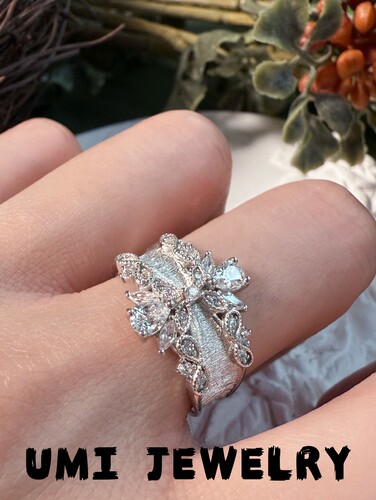 UMI家【水滴】S925银镀k金·对称水滴钻石戒指意大利拉丝小众设计