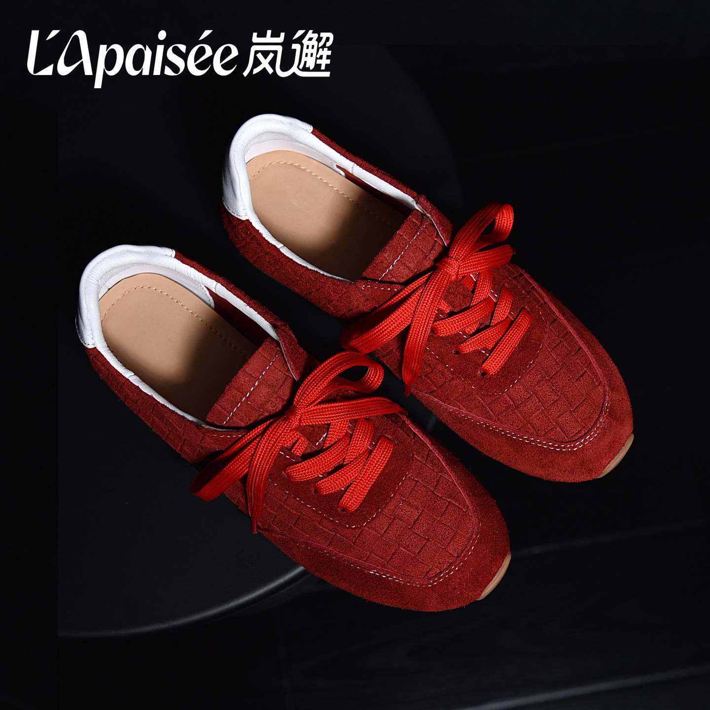 LaPaisee德训鞋女2026春季新款真皮时尚百搭不累脚软底运动休闲鞋