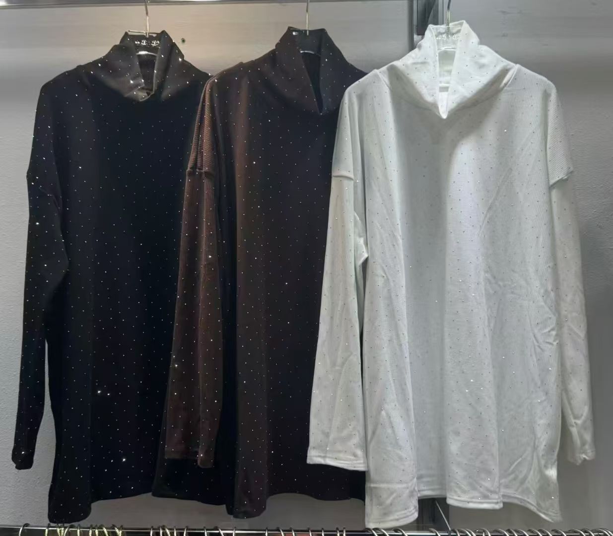 2025新款时尚百搭宽松显瘦坑条双面羊绒自发热满天星烫钻女200斤