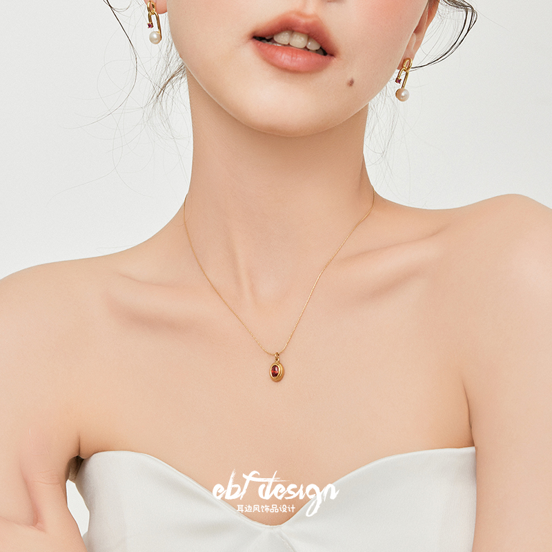 耳边风简约新年圣诞氛围项链