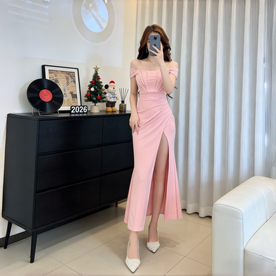一字肩粉色晚礼服裙修身显瘦高开叉鱼尾裙宴会主持名媛风连衣裙夏