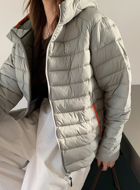 轻薄拼色排骨棉服女短款