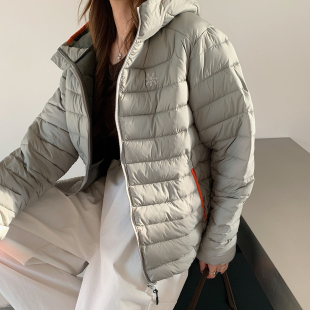 2026冬季新款轻薄拼色排骨棉服女短款韩版连帽宽松保暖外套棉衣女