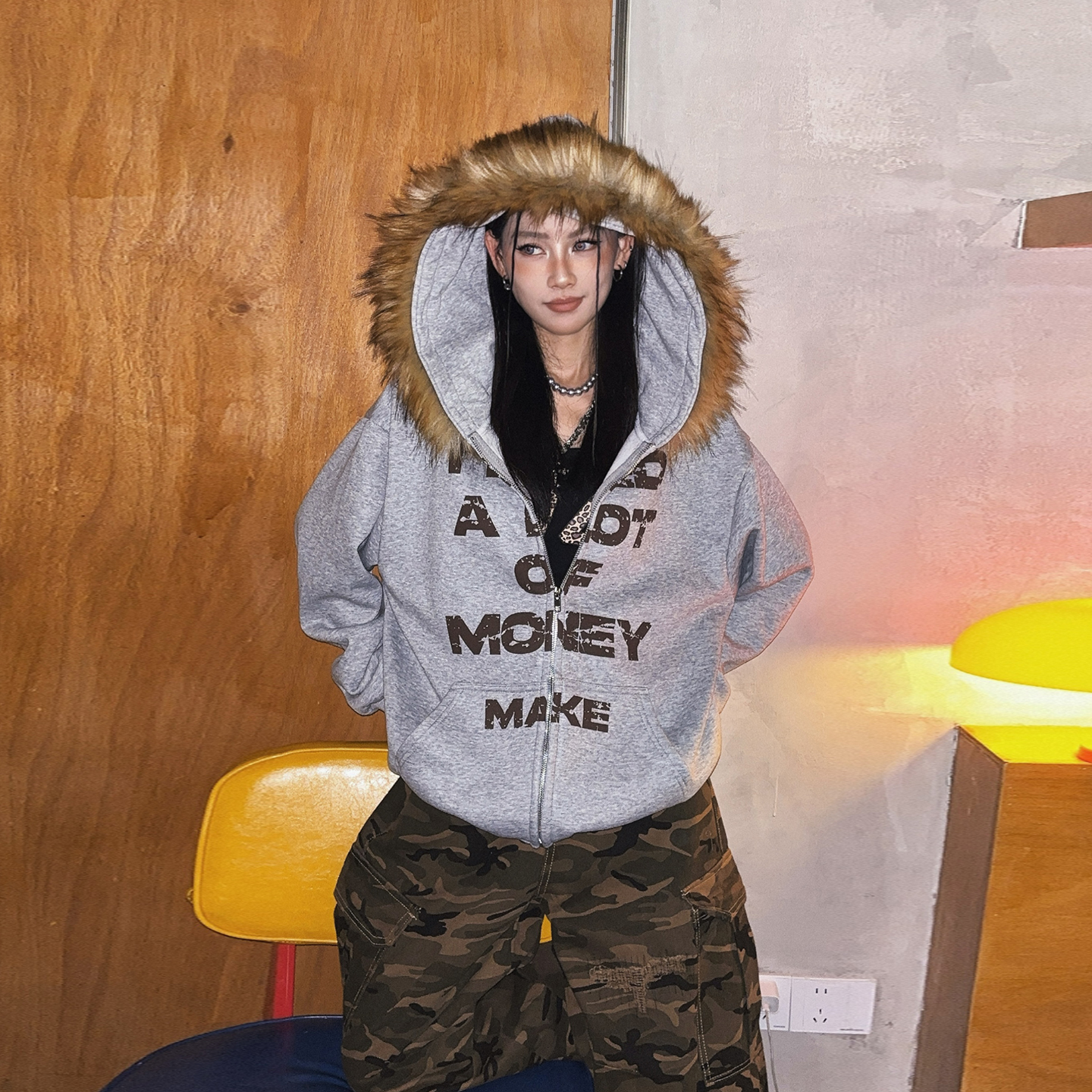 美式复古字母印花毛领加绒开衫