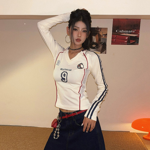 DoubleD美式复古运动球衣V领长袖T恤女早秋新款修身显瘦辣妹上衣