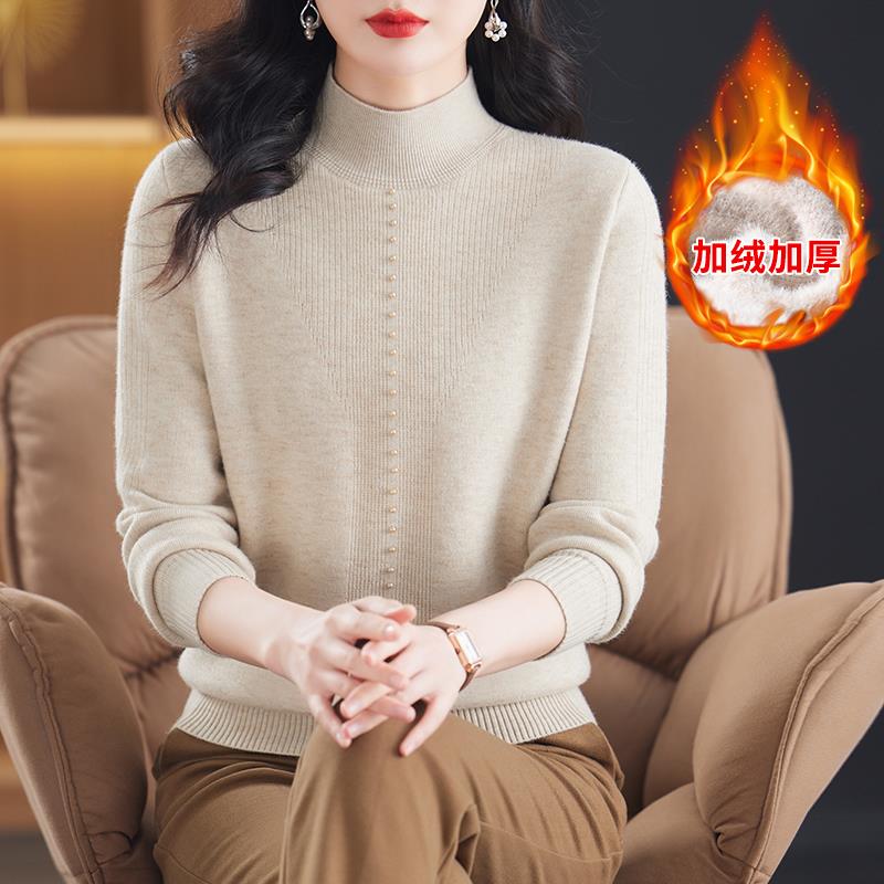 妈妈冬装加绒加厚内搭毛衣宽松保暖上衣中老年女一体绒针织打底衫