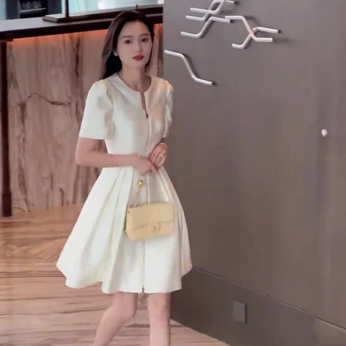 艾丽娜服饰 ALNFS331