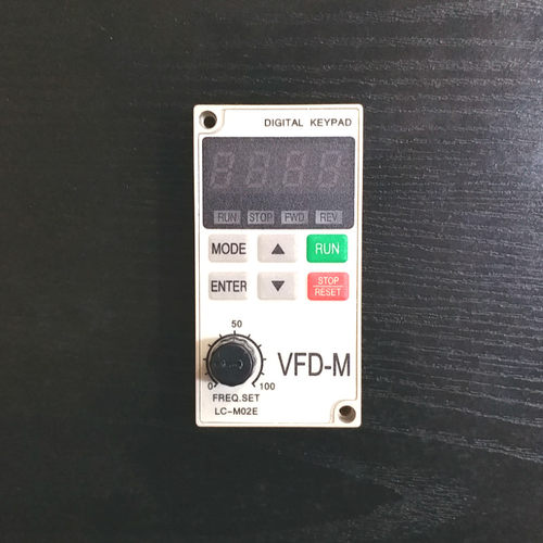 台达vfd-m面板控制变频器