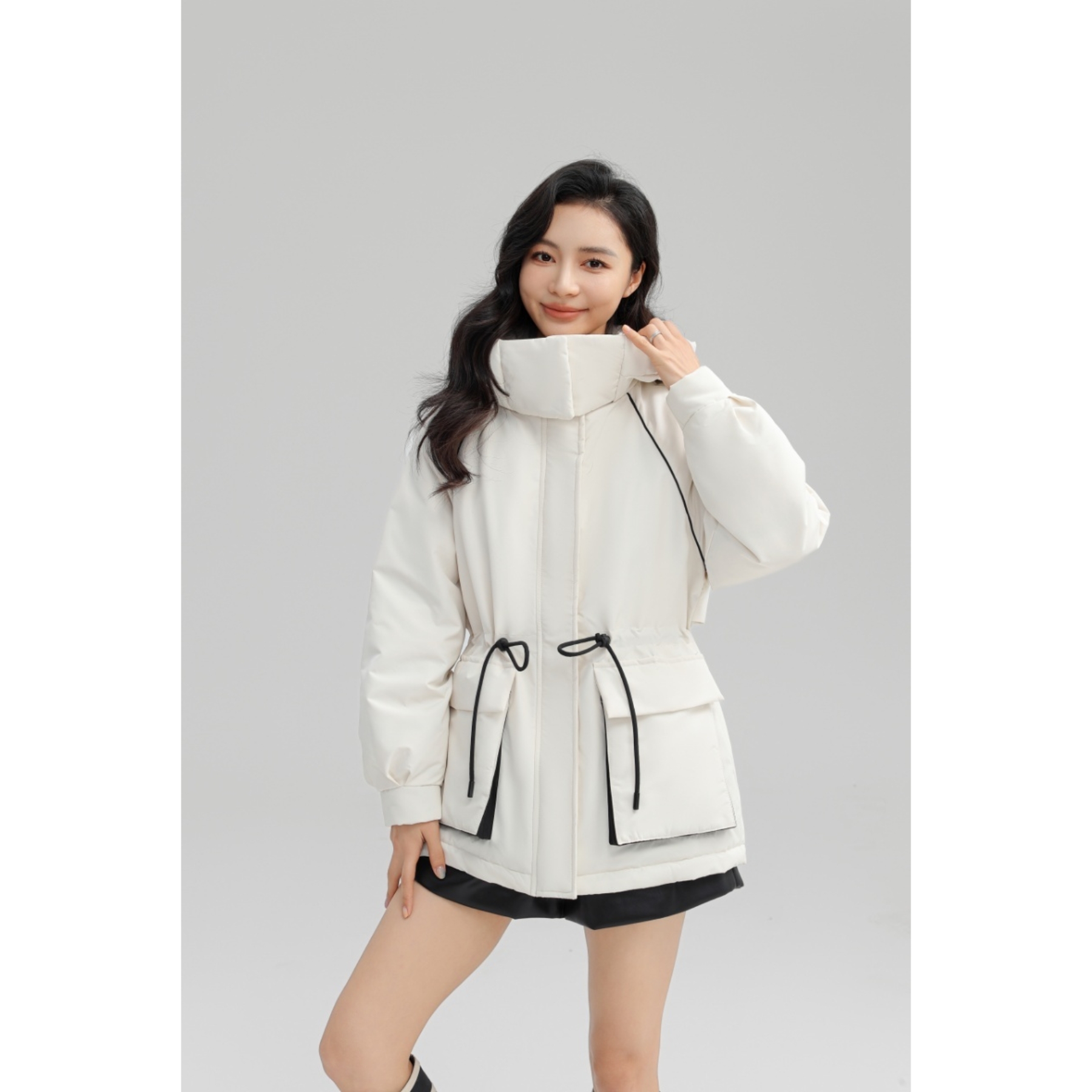 大码女装连帽冲锋衣羽绒服2025冬保暖白鸭绒外套