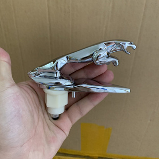 适用捷豹机盖立体标XE XF XJL XEL XFL车头立标捷豹JAGUAR字母标