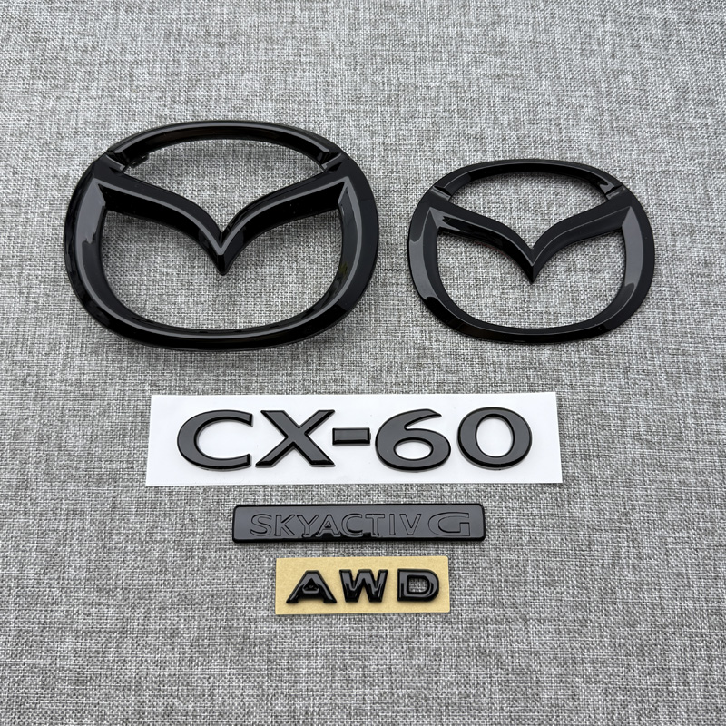 适用于海外版马自达CX-60黑色车标前中网标志 CX60前车标后脸标志