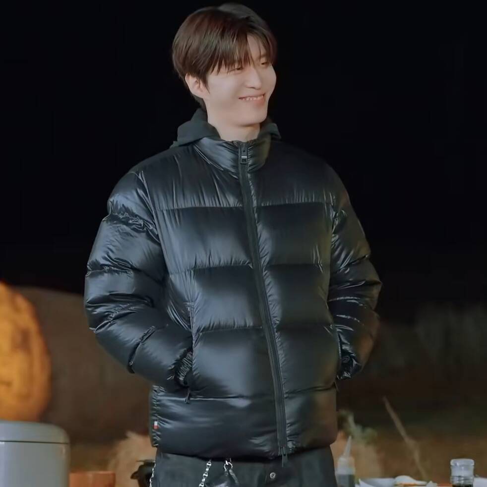 现在就出发3范丞丞同款羽绒服