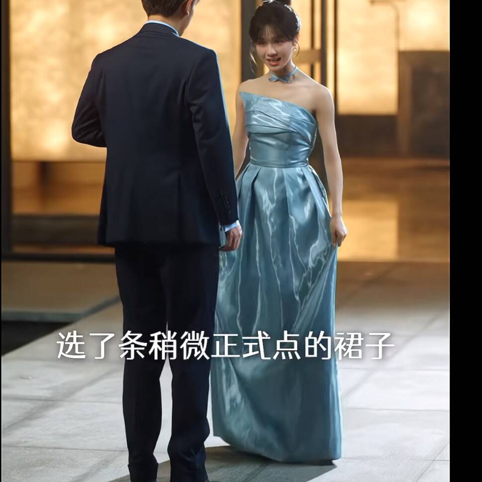 短剧念念有词刘念桑鹿同款连衣裙