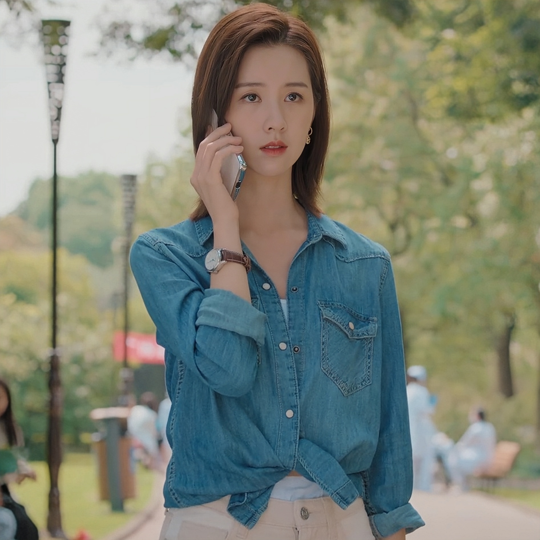 原版我们的当打之年陈都灵袁歌同款牛仔衬衫上衣翻领衬衣女衣服潮