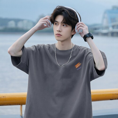WASSUPBROWN宽松休闲T恤