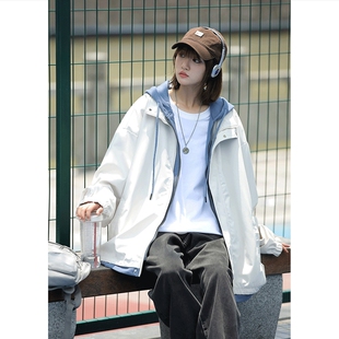 WASSUP BROWN假两件冲锋衣外套男春季2026新款宽松复古连帽夹克