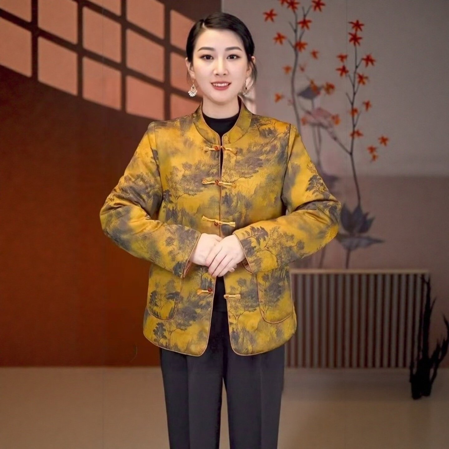 新中式风立领盘扣印花唐装棉衣女