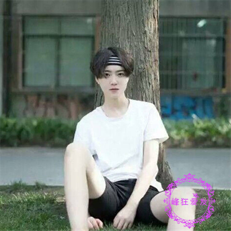 Perruque cheveux raides Court - Ref 2611489 Image 4