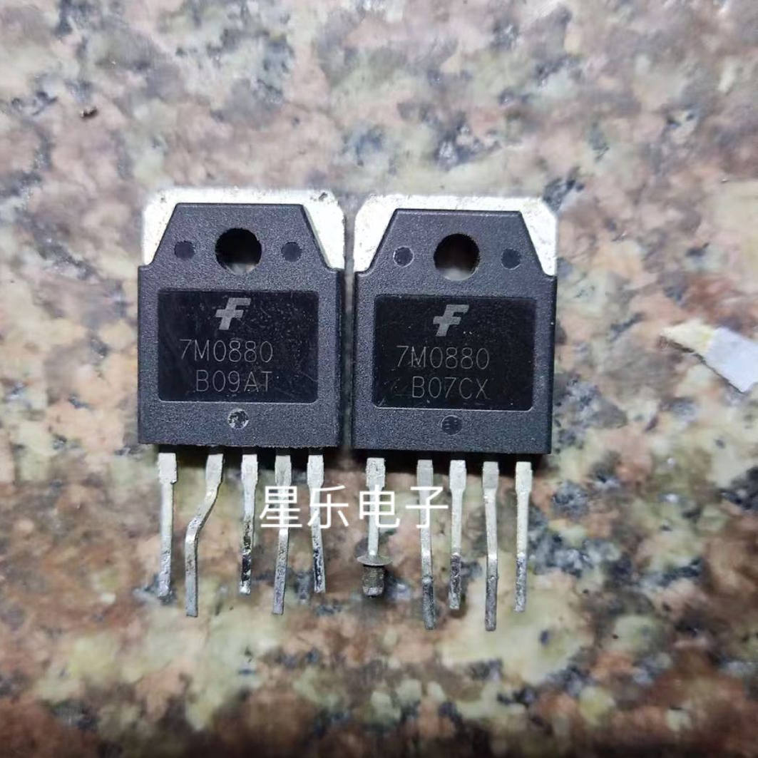电源稳压芯片拆机 7M0880 FS7M0880TU TO-3P直插 交流/直流转换器