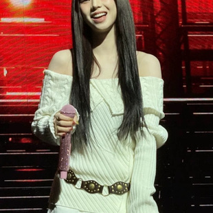 Polysooem柳智敏同款韩国一字领露肩短款针织衫女修身显瘦毛衣女