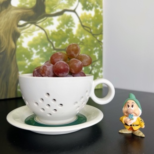 陶瓷沥水单柄杯浆果碗 清爽实用可悬挂易收纳洗碗机可用餐具