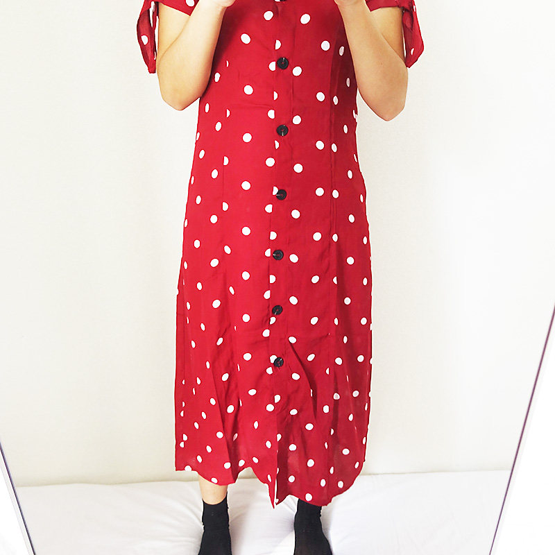 v领长裙袖口打结波点圆点单排扣印花短袖枣红色酒红色修身连衣裙