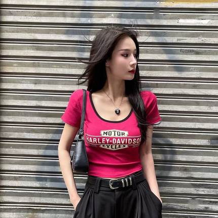 辣妹撞色U领短袖t恤女2025新款夏季正肩设计感小众修身短款上衣女